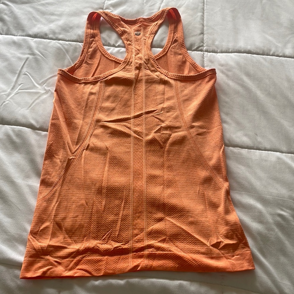 Lululemon workout tank top